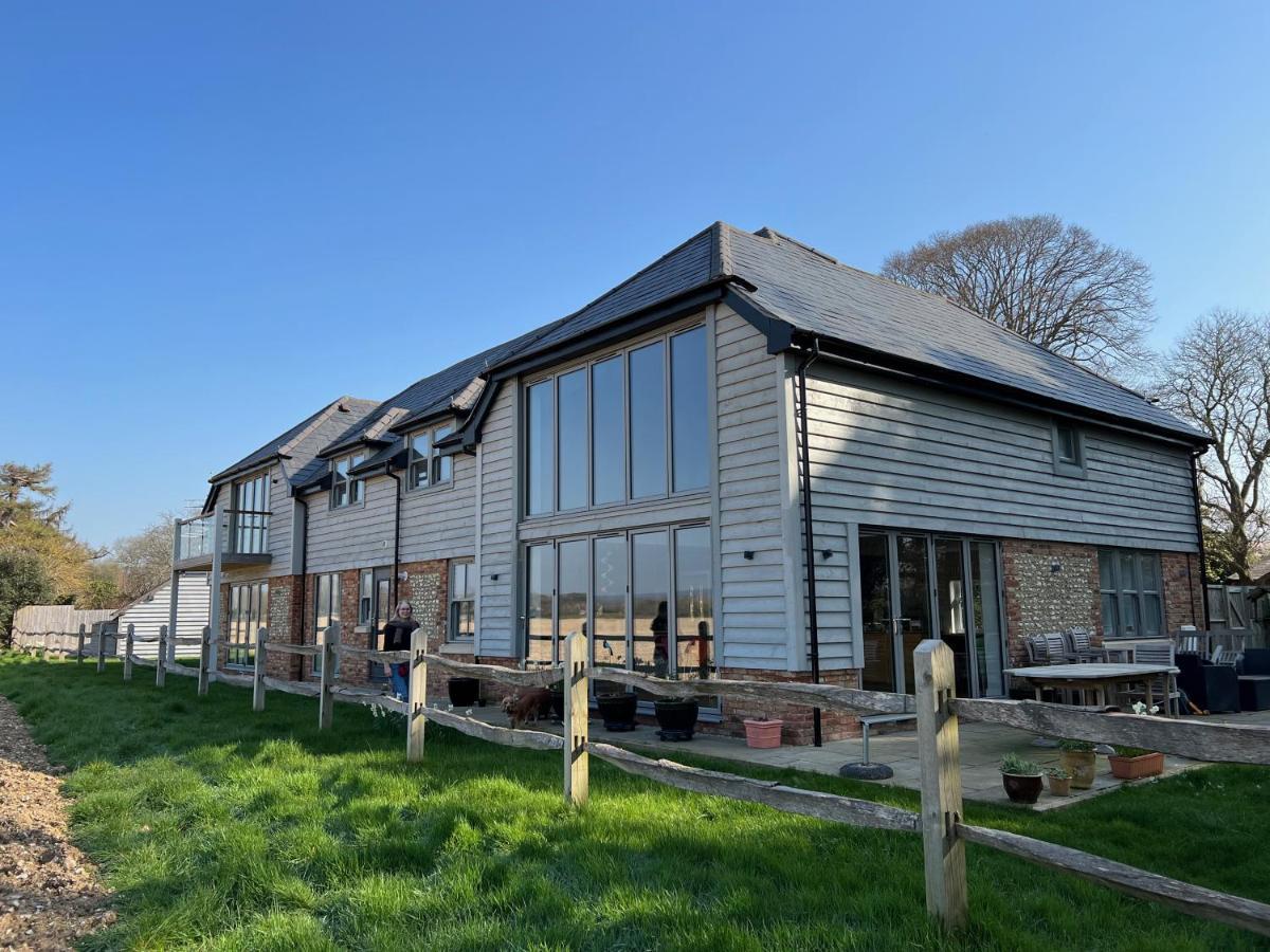 Flint House - Goodwood Events Bed & Breakfast Чичестър Екстериор снимка